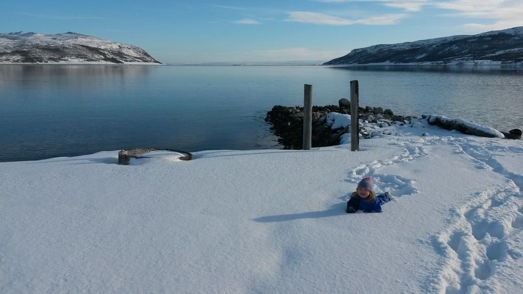 Olderfjord Turistsenter Ξενοδοχείο Russenes Εξωτερικό φωτογραφία